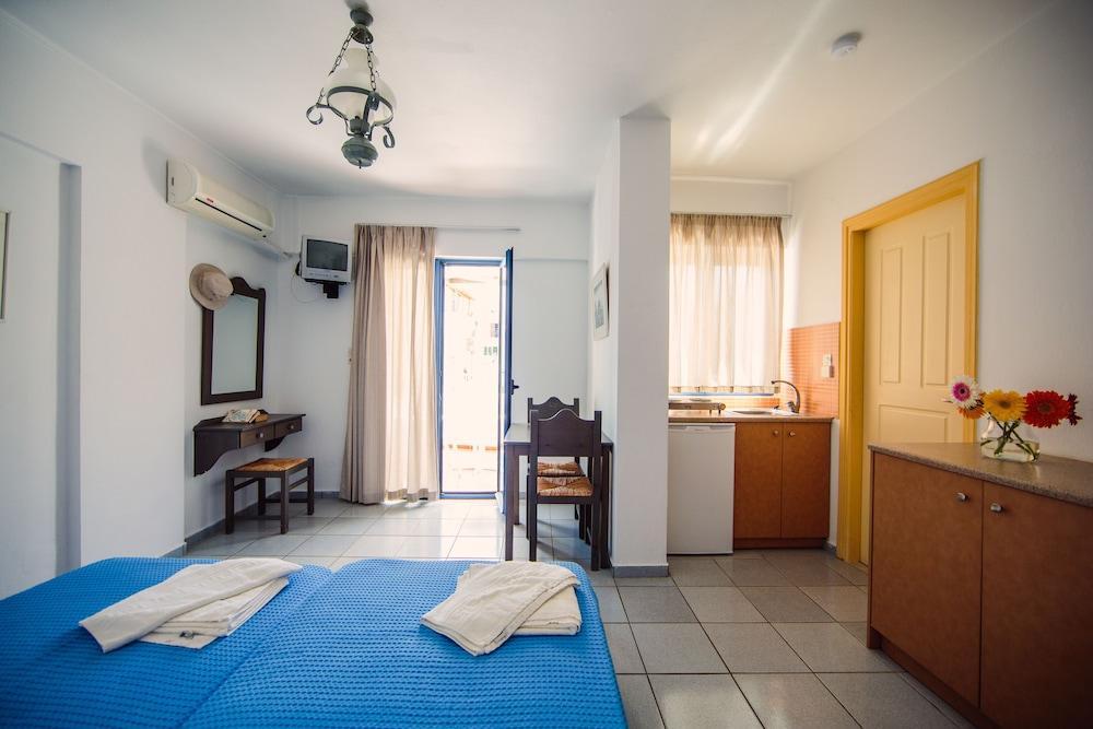 Pánormos Iliana Hotel المظهر الخارجي الصورة